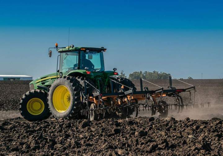 Travaux agricoles à Dole